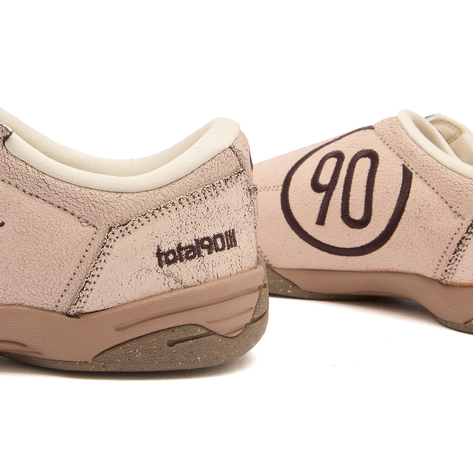Men's Total 90 Prm Sneaker in White/Shadow/Brown