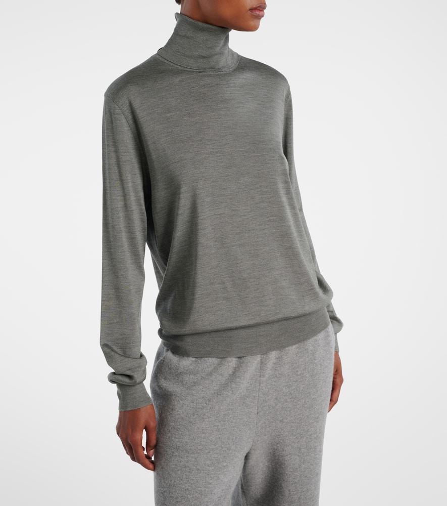 Liwen silk turtleneck top