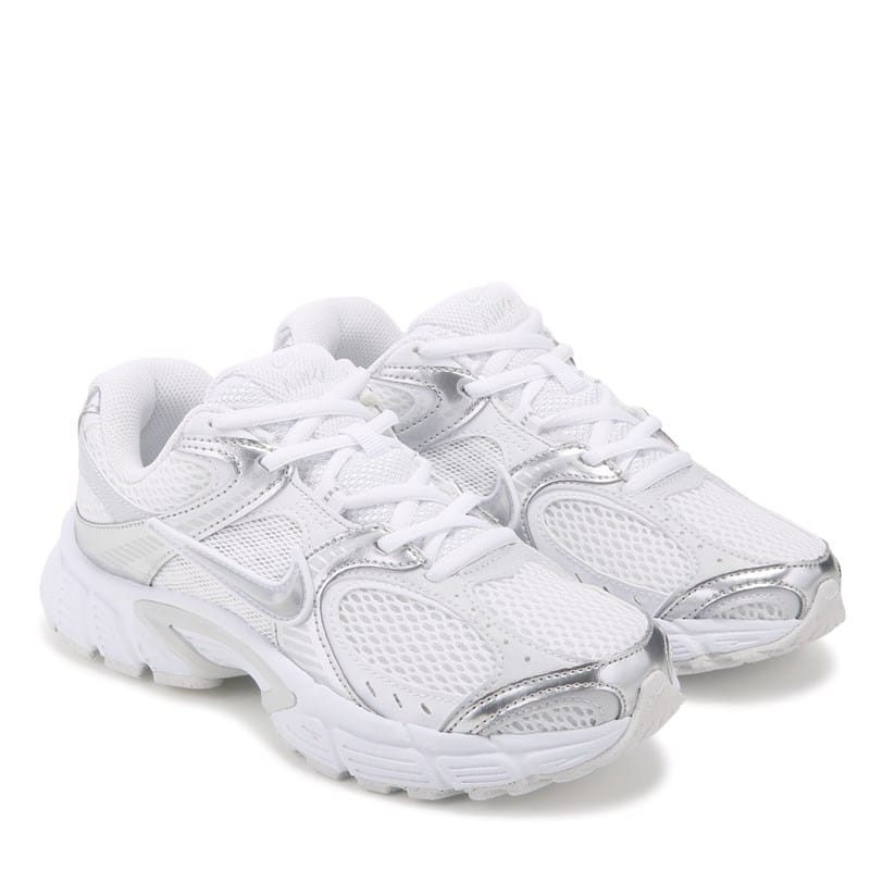 Women's V5 Rnr Sneakers (White/Silver)