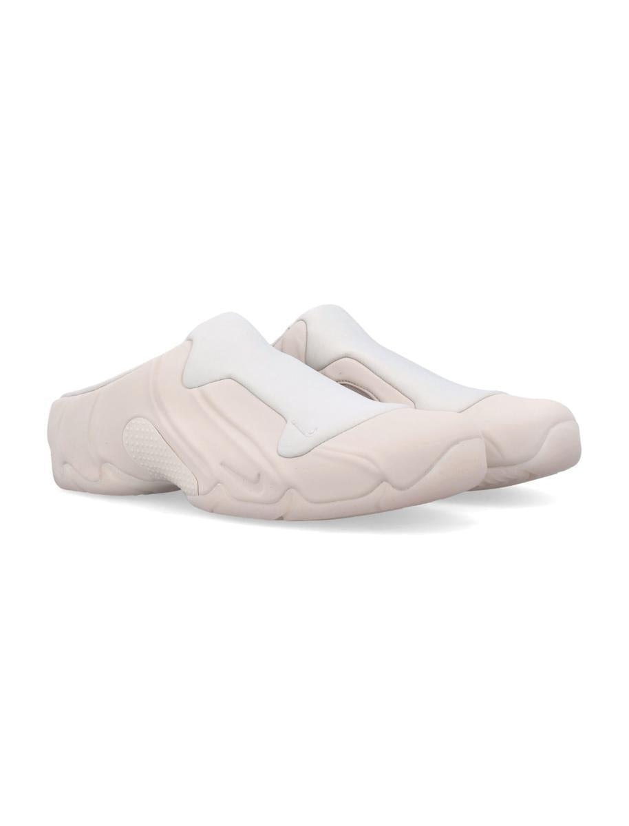 Clogposite Clogs