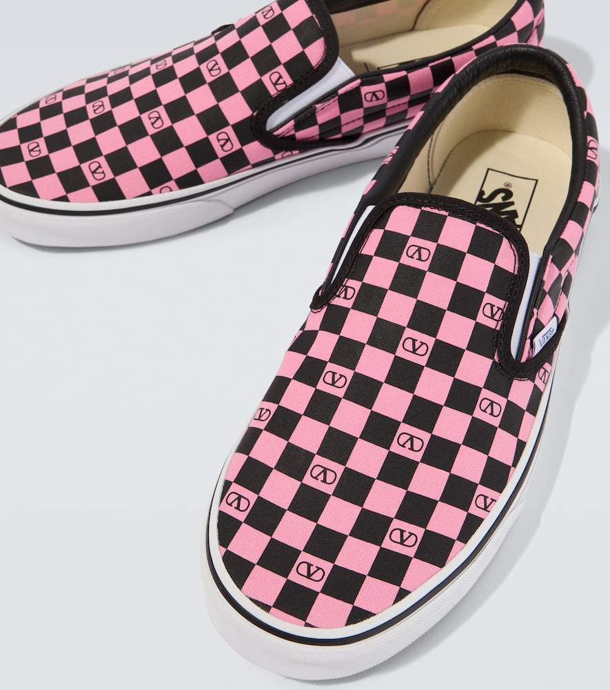 X Vans VLogo checked slip-on shoes