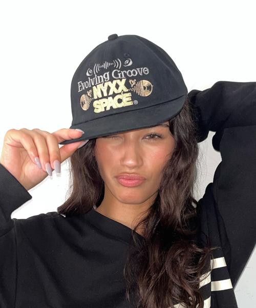 E. G CAP BLACK