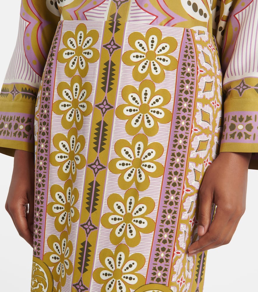 Printed pencil skirt