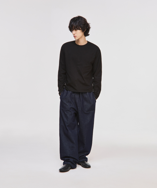 Cropped Long Sleeve T-Shirt