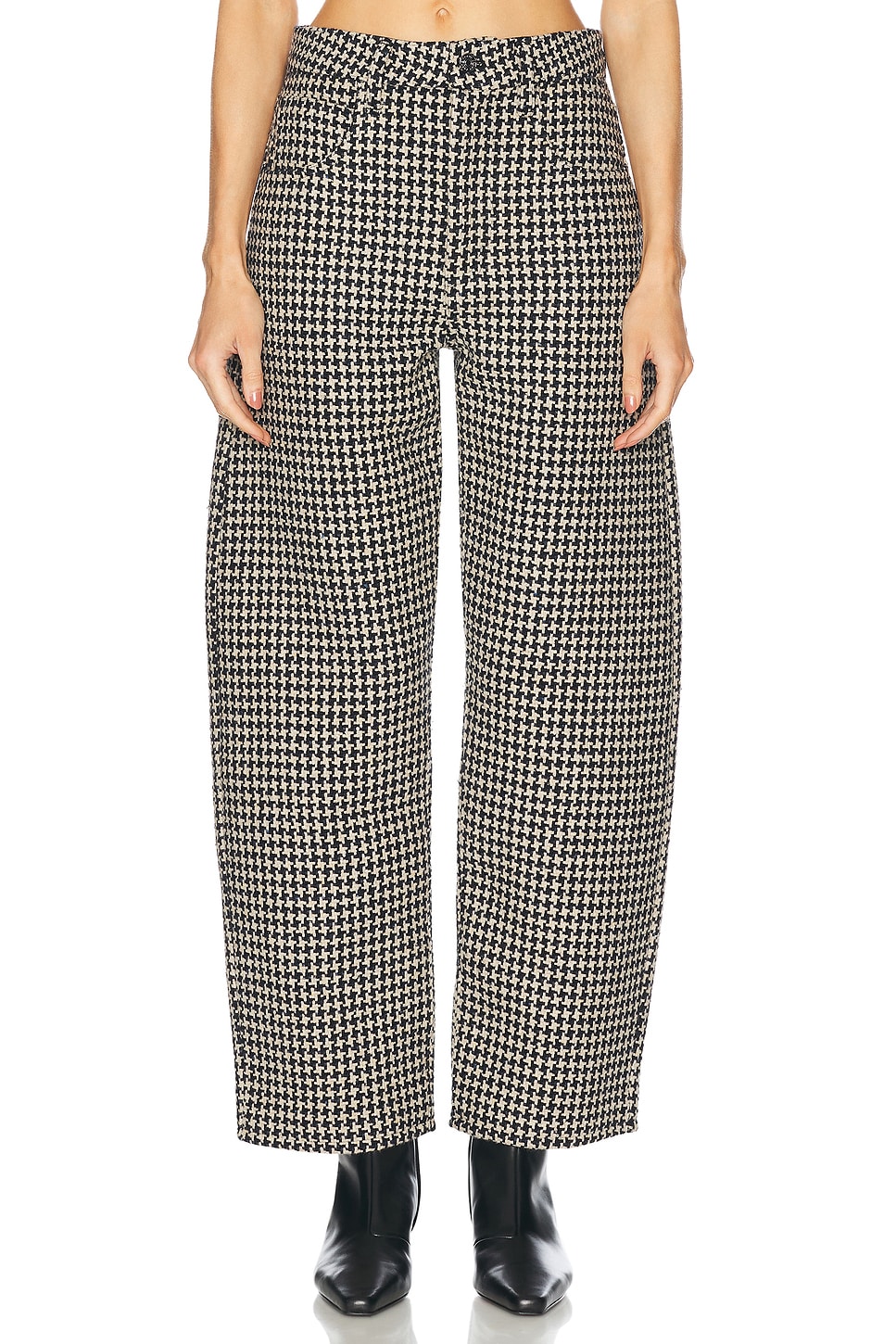 FRAME The Tweed Barrel in Houndstooth - Black. 31 also