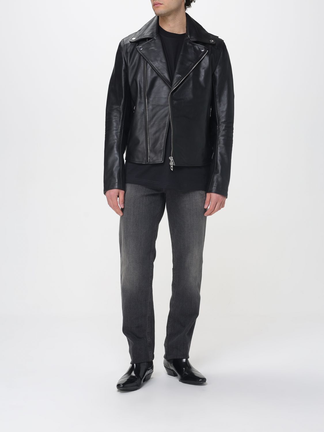 T-Shirt Men color Black