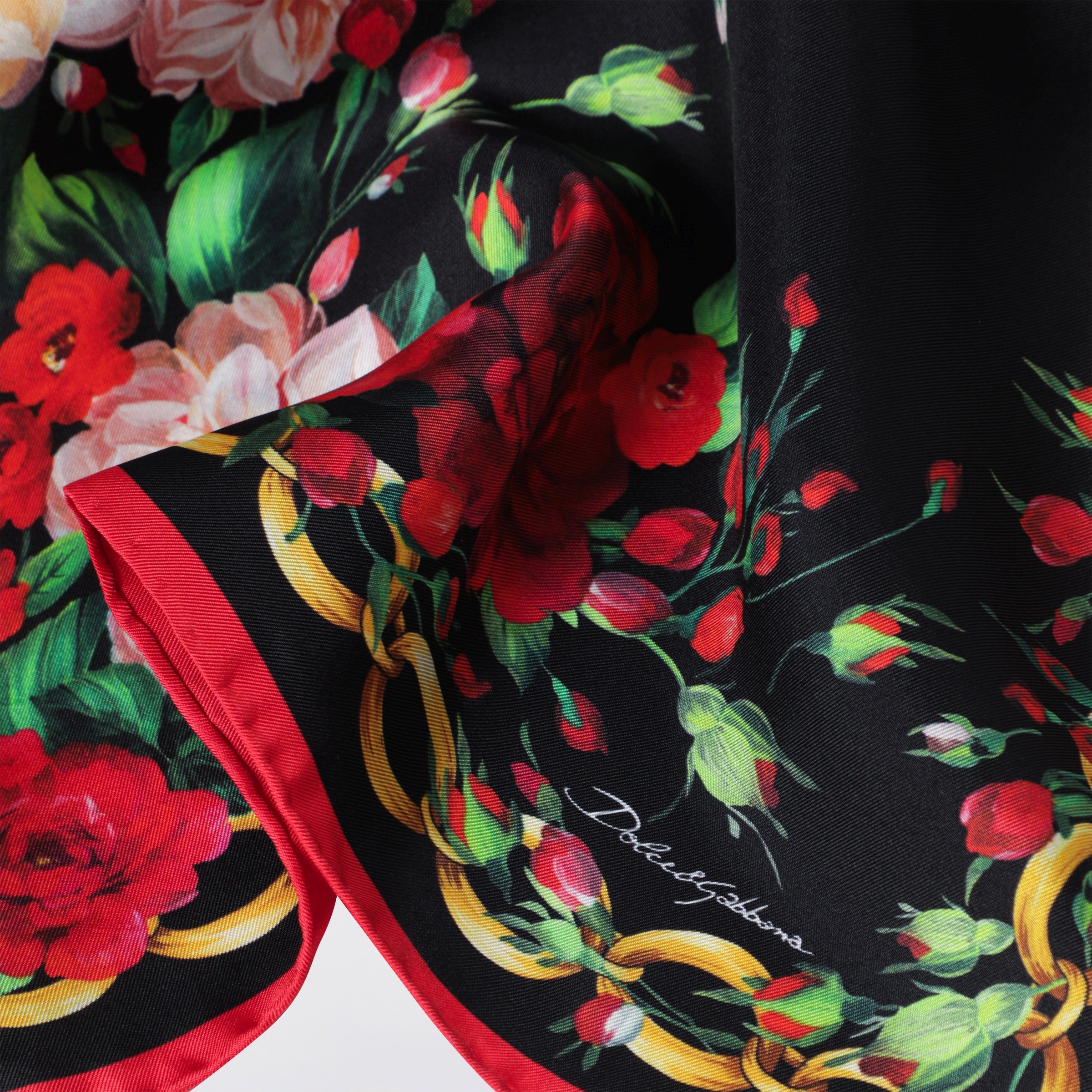 50x50 silk twill scarf with chain border in pink