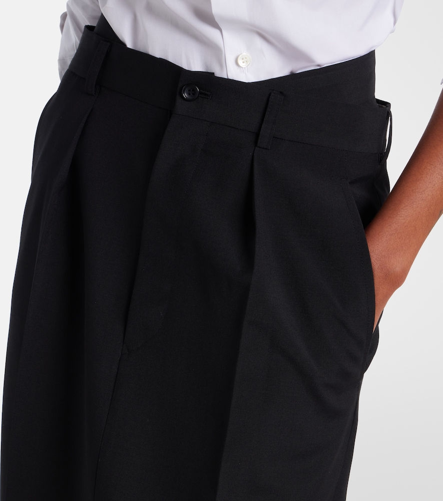 Pleated midi skirt