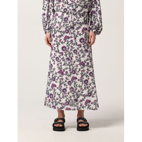 Long skirt with floral pattern