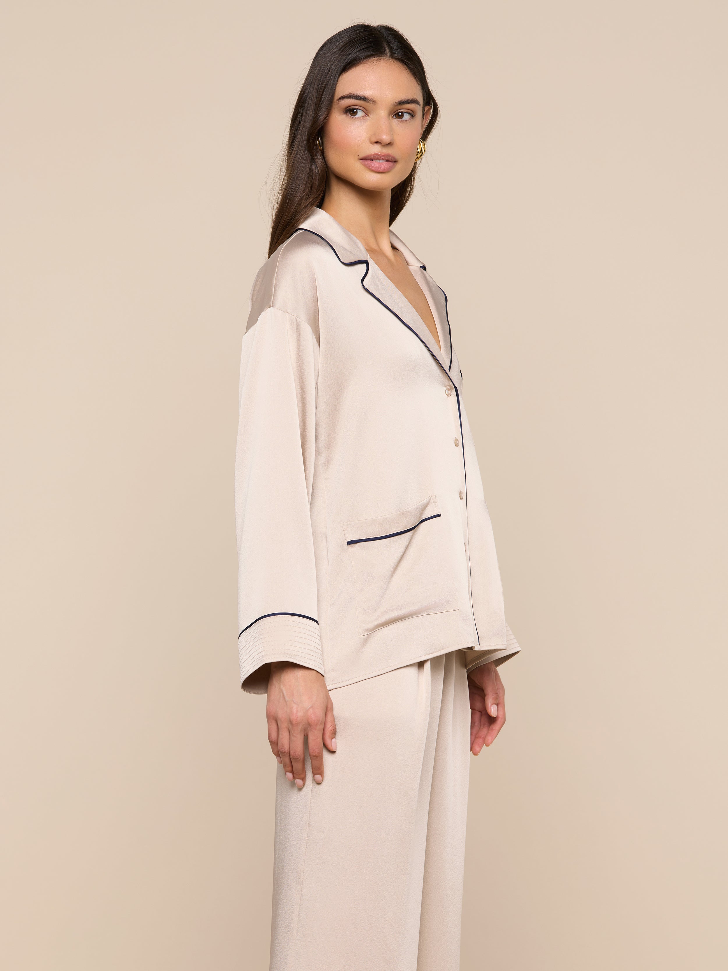 Mara Blouse Top In Champagne/midnight