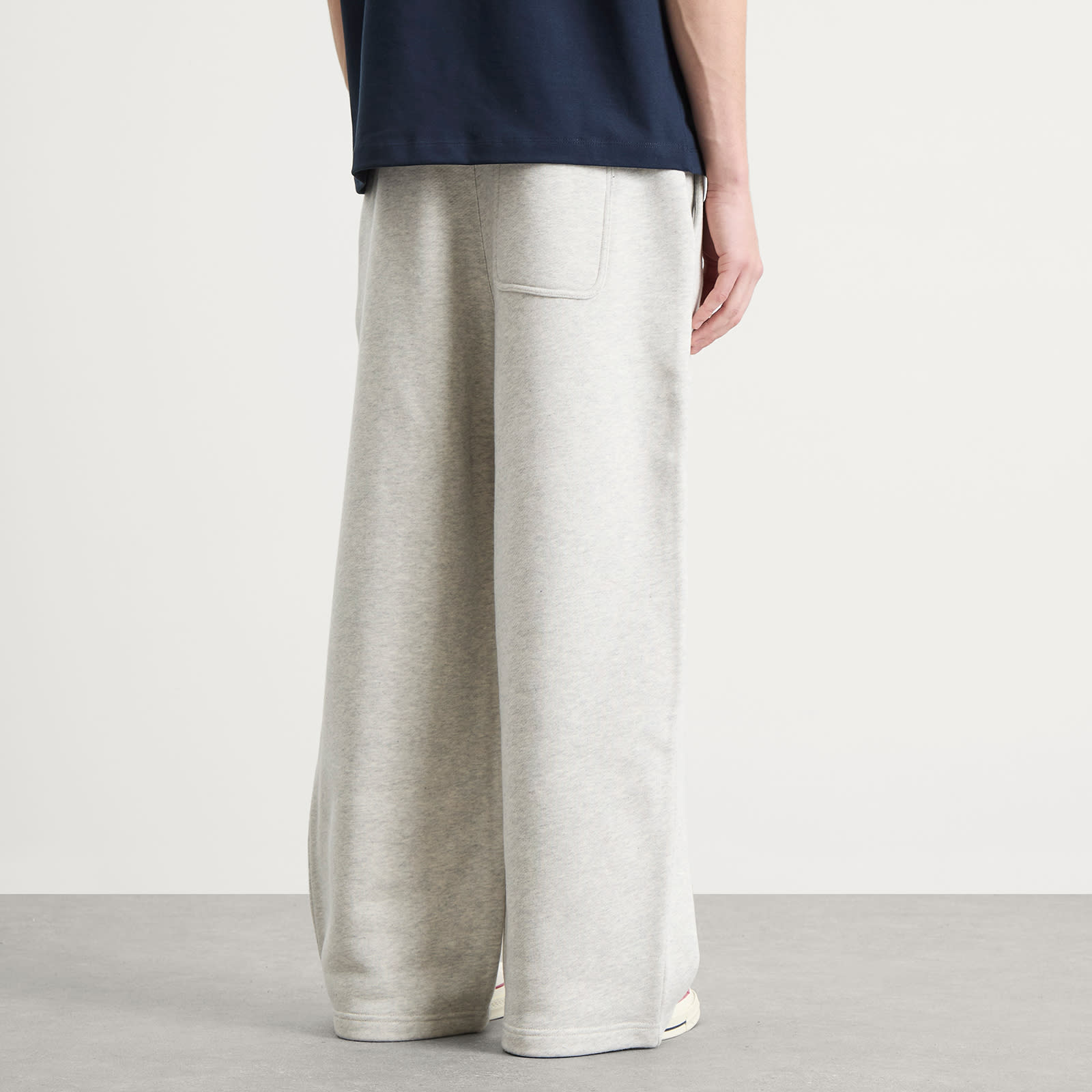 Men's Pleated Sweatpant in Grey Marl
