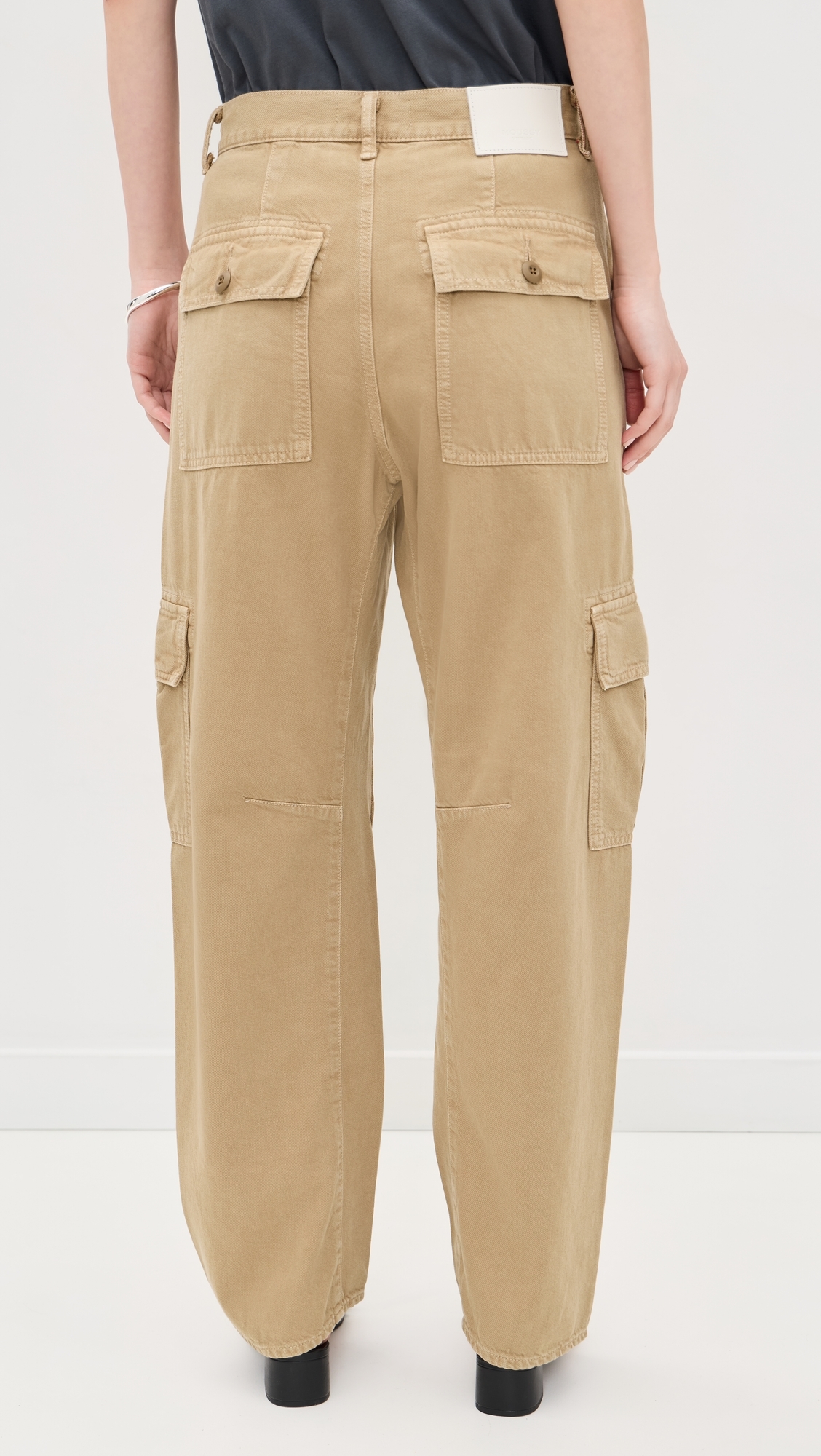 Corlears Barrel Cargo Pants Beige