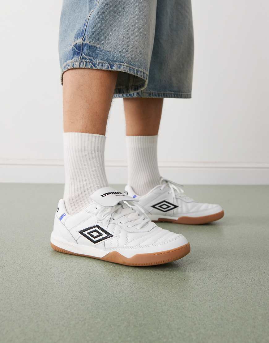 Speciali leather trainers in white
