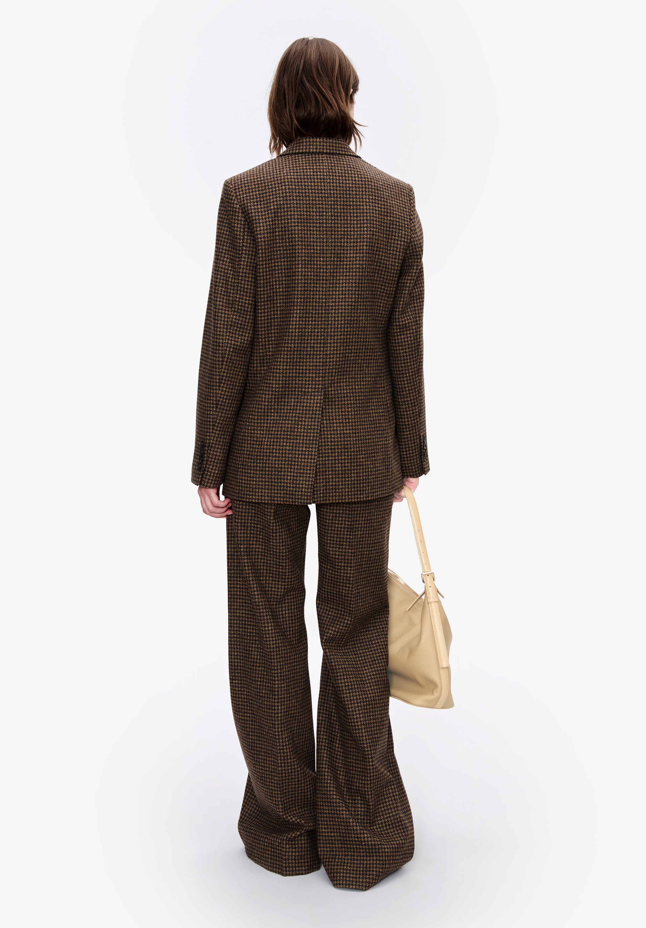 A. P.C. Women's Jude pants Size: 34 in Hazelnut