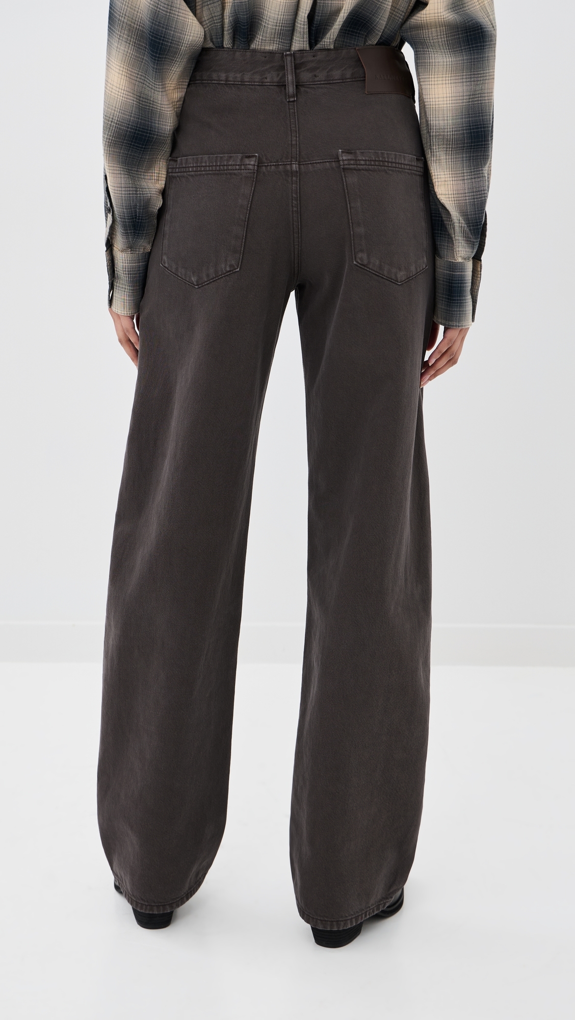 Column Leg Jeans Truffle