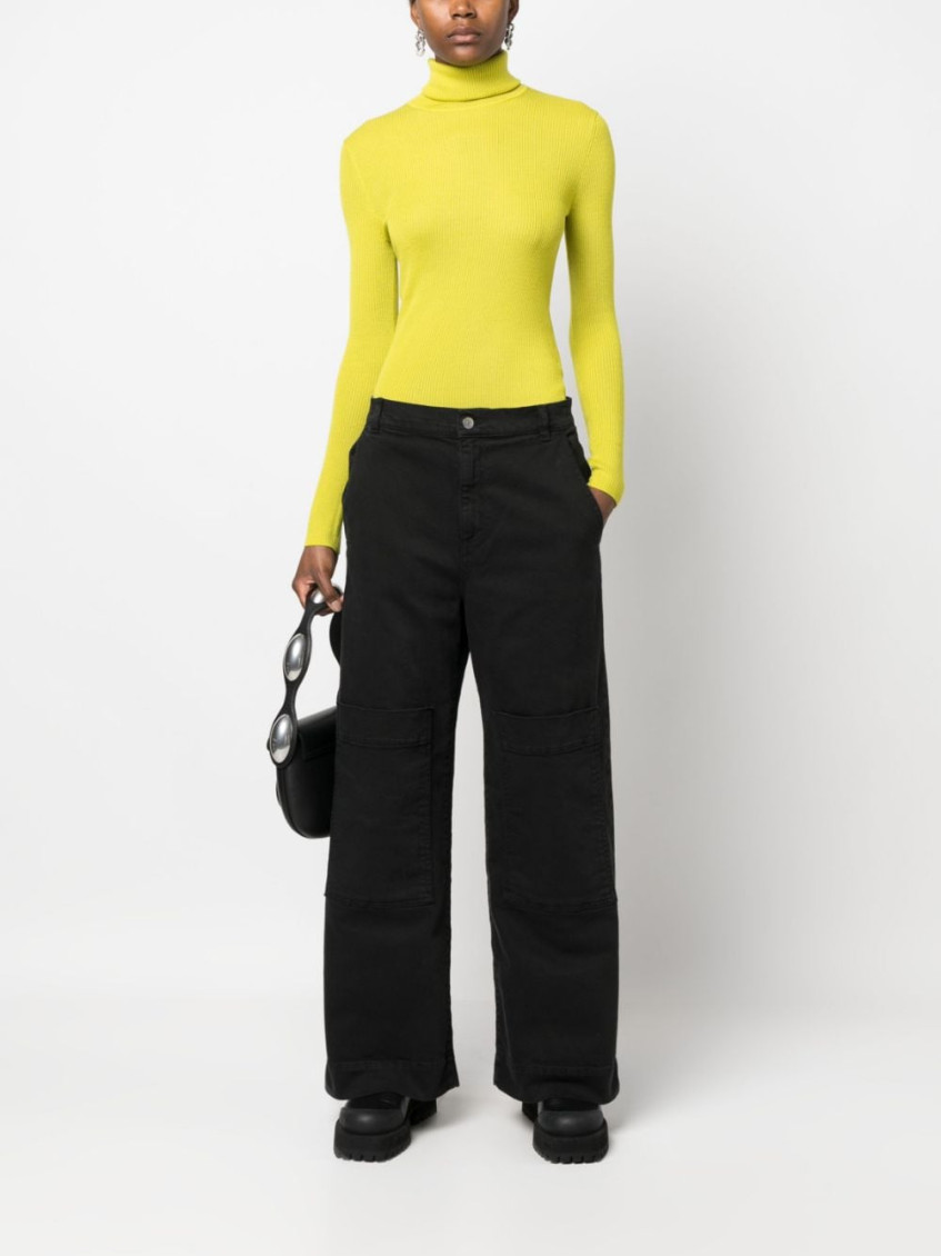 Black Low-rise Wide-leg Jeans