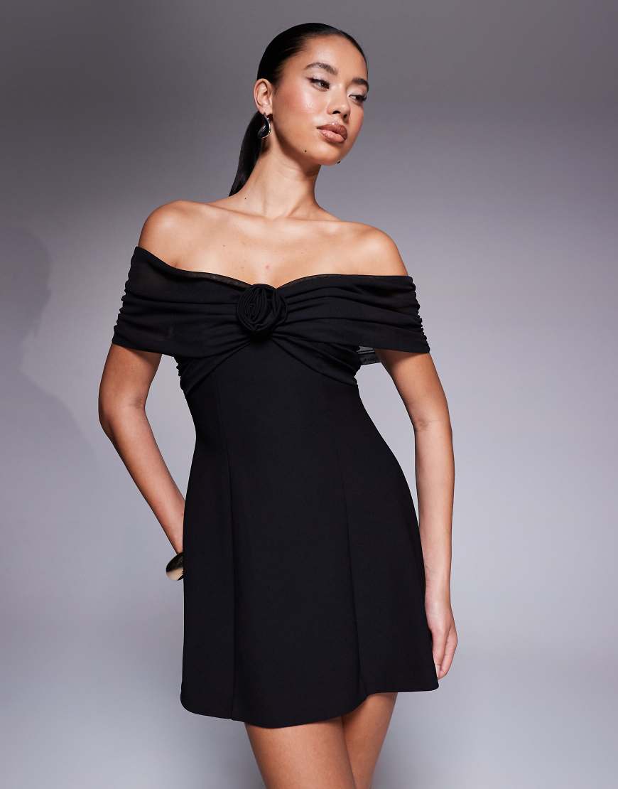 Off shoulder mini dress in black