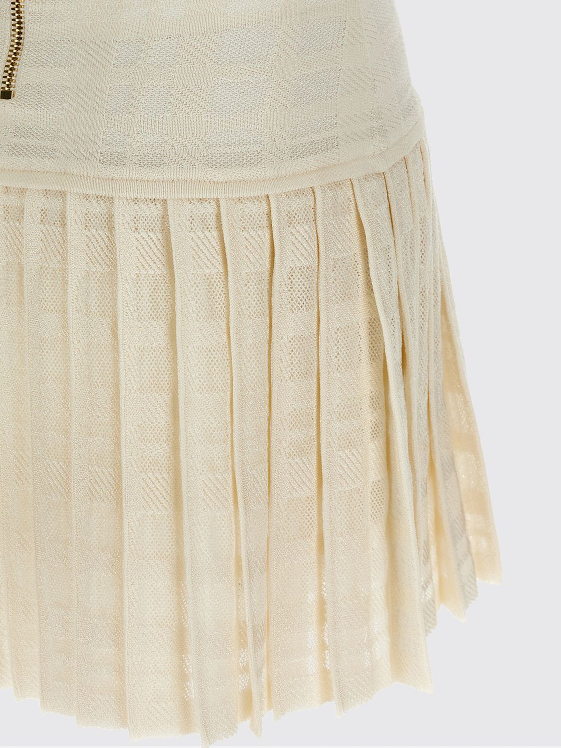 Dress Woman color White