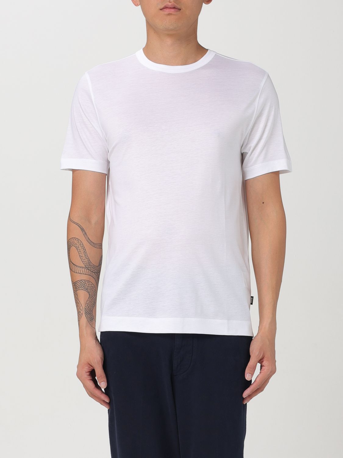 T-Shirt Men color White