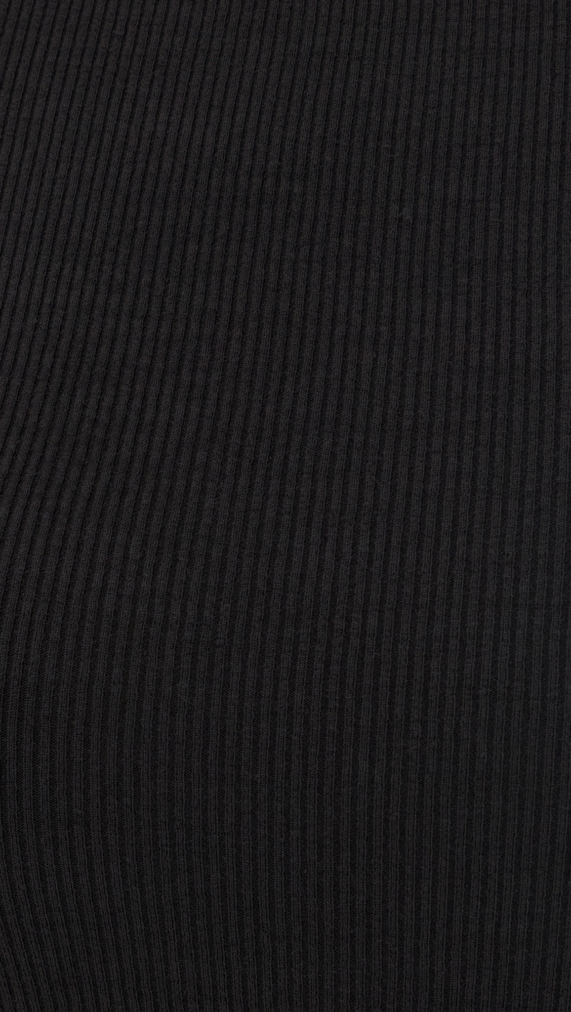 The Sara Top Black