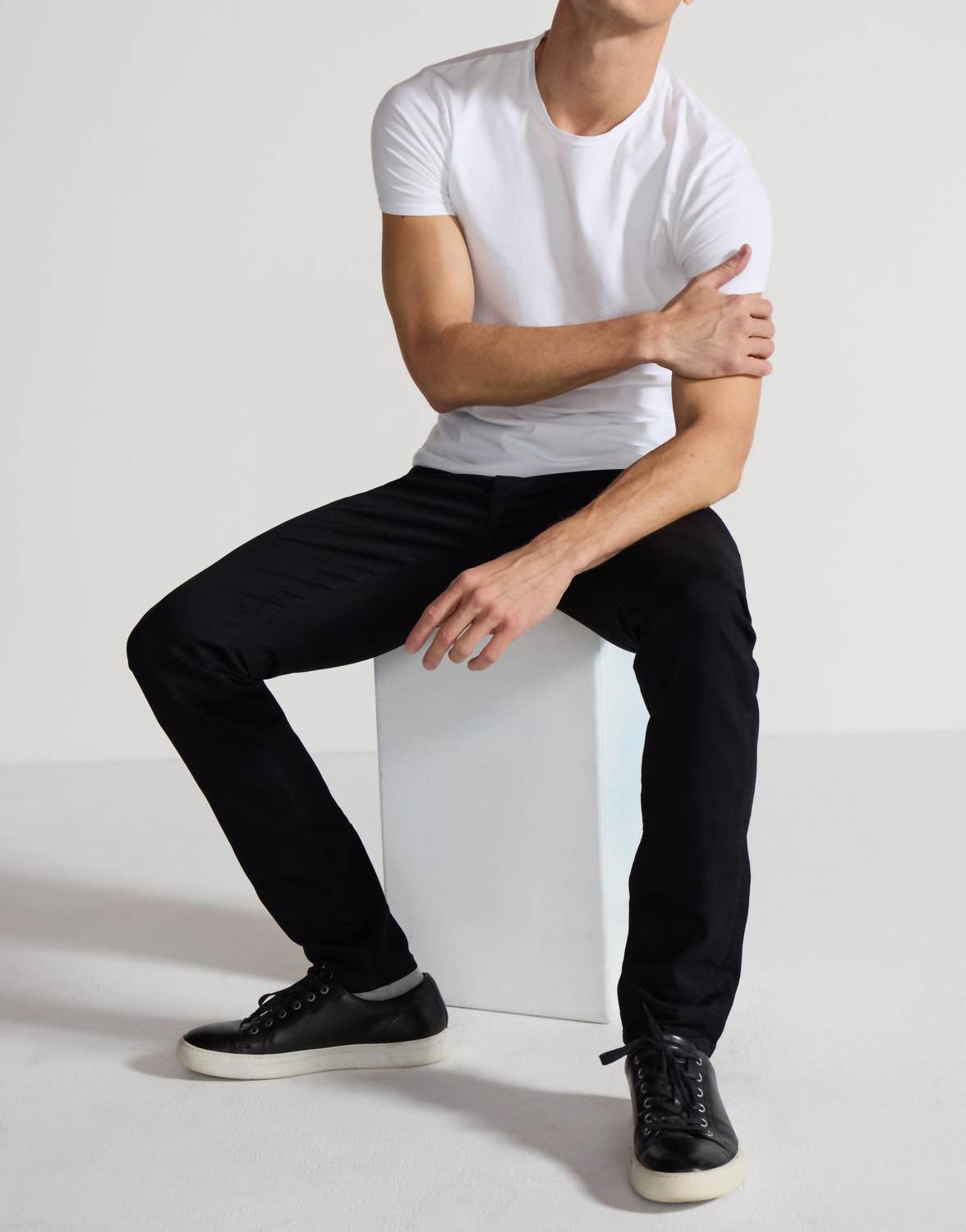Brando Parisian Luxe Jeans In Noir Black