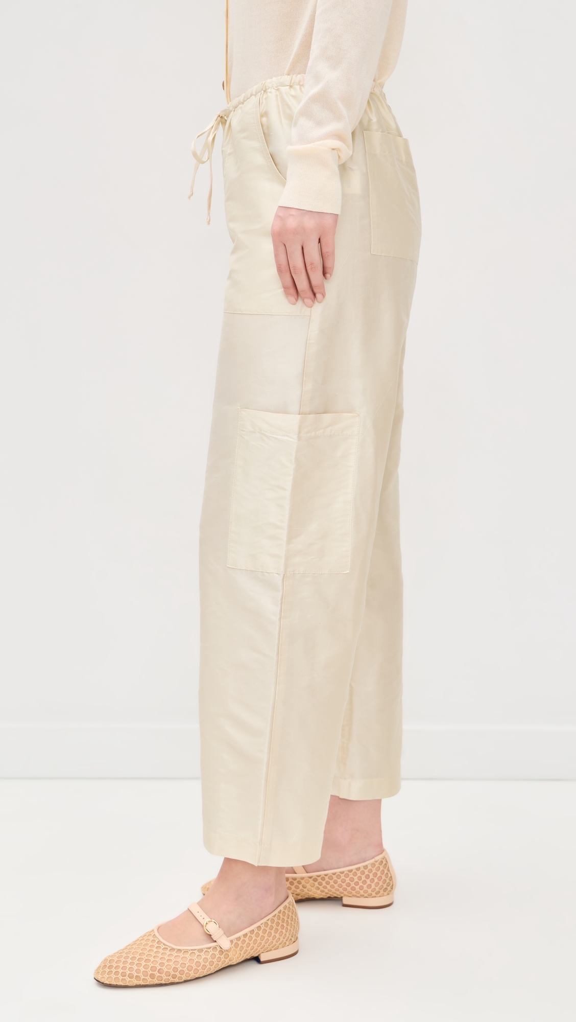 The Taffeta Drawstring Cargo Pants Creme