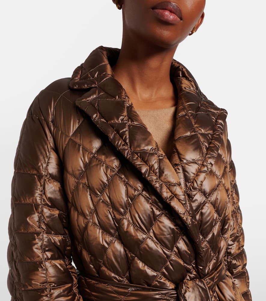 Cube Spaces belted down coat