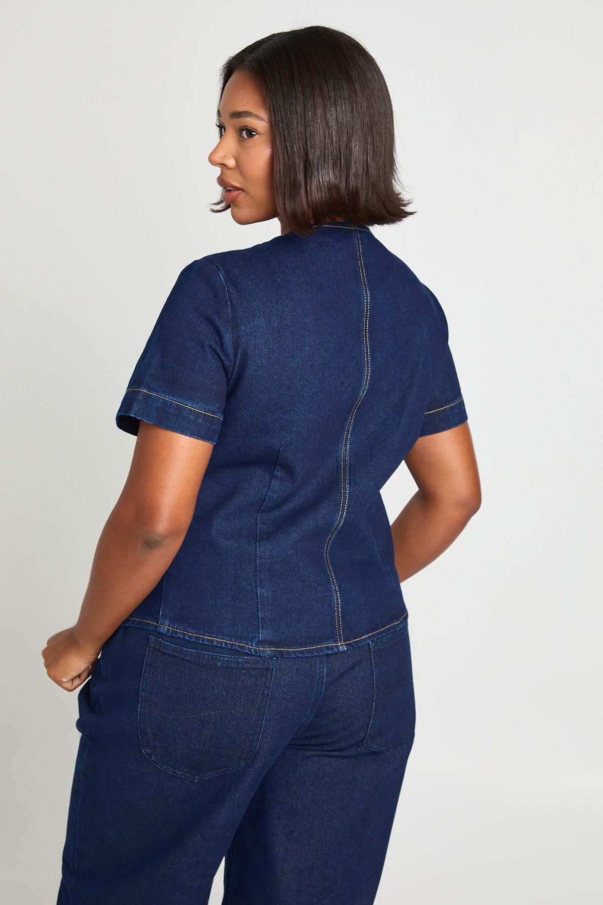 Boohoo Womens Plus Gold Button Short Sleeve Denim Top - Indigo Blue