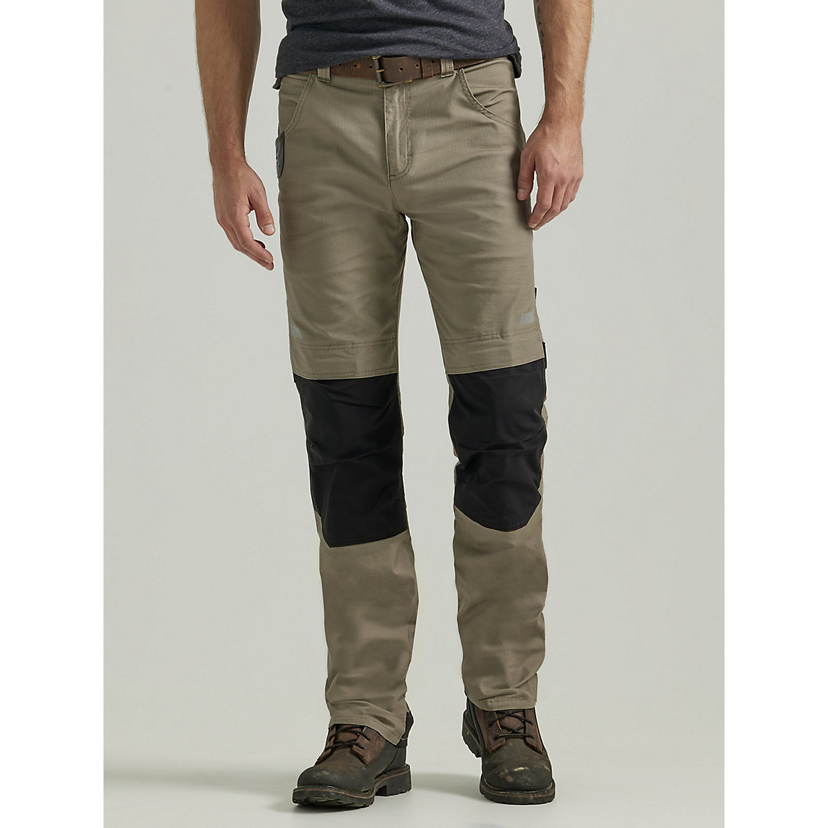 ® RIGGS Workwear® Technical Carpenter Pant in Dark Khaki