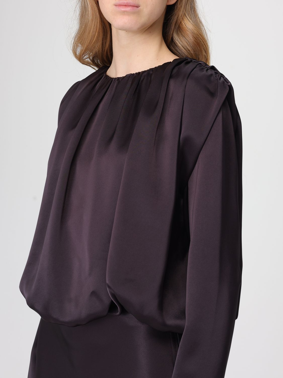 Top Woman color Brown