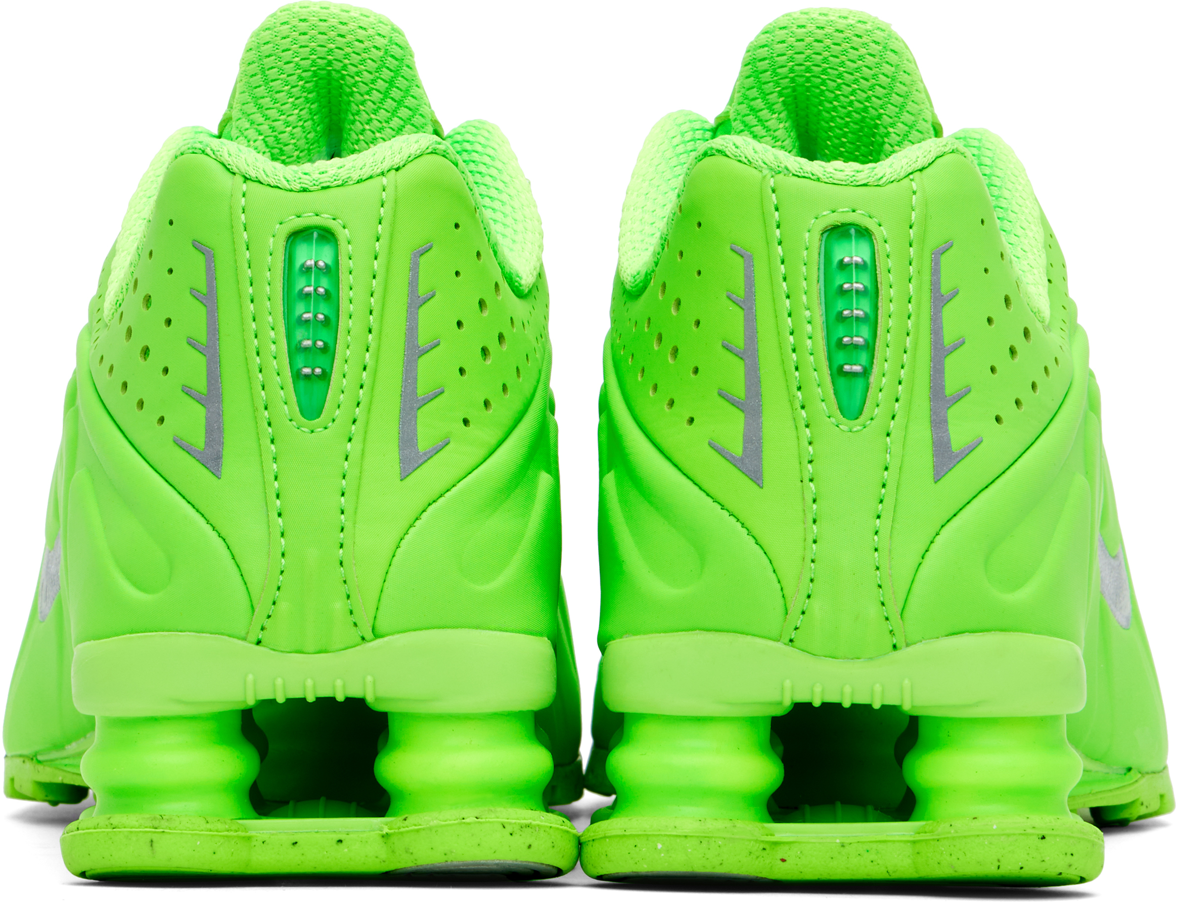 Green Shox R4 Sneakers