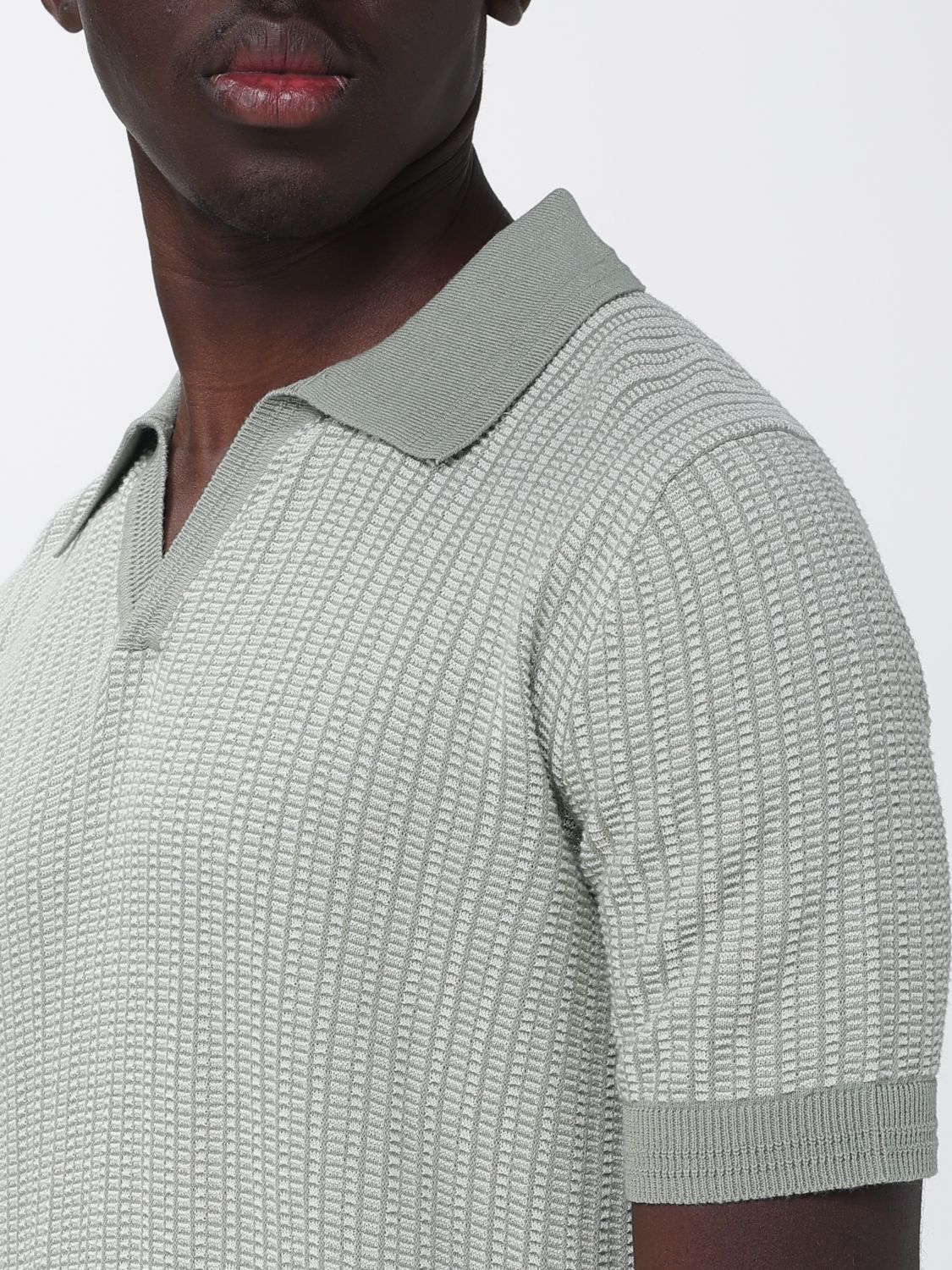 T-Shirt Men color Green
