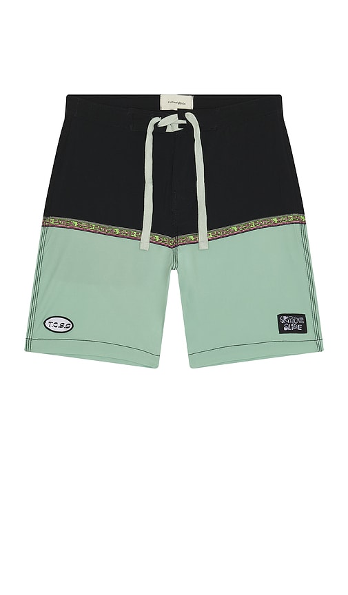 Critical Slide BOARDSHORTS in Black. Größe 36. Also in 30