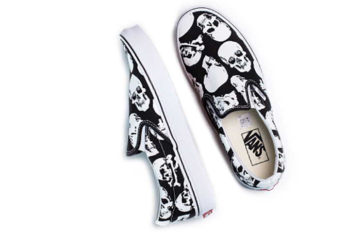 Slip-On 'Skulls'