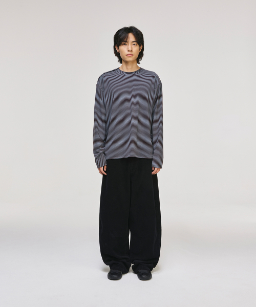 Wide Curved Dart Corduroy Pants
