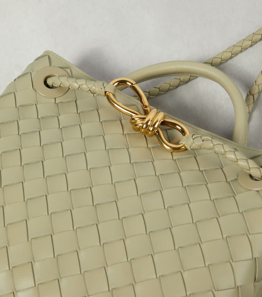 Bottega Veneta Andiamo Small leather tote bag