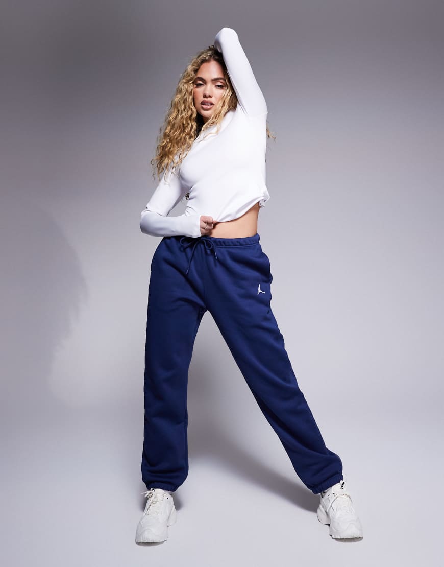 Air Jordan Brooklyn fleece sweatpants in navy