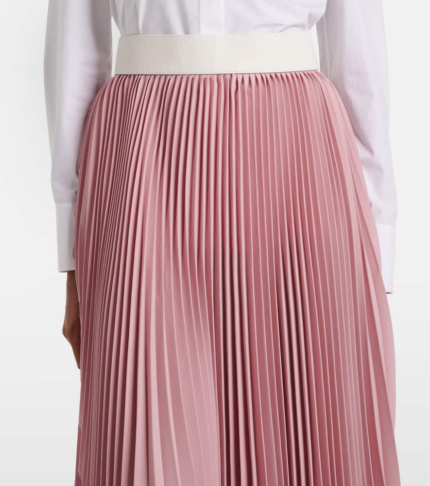 Leather-trimmed plissé maxi skirt