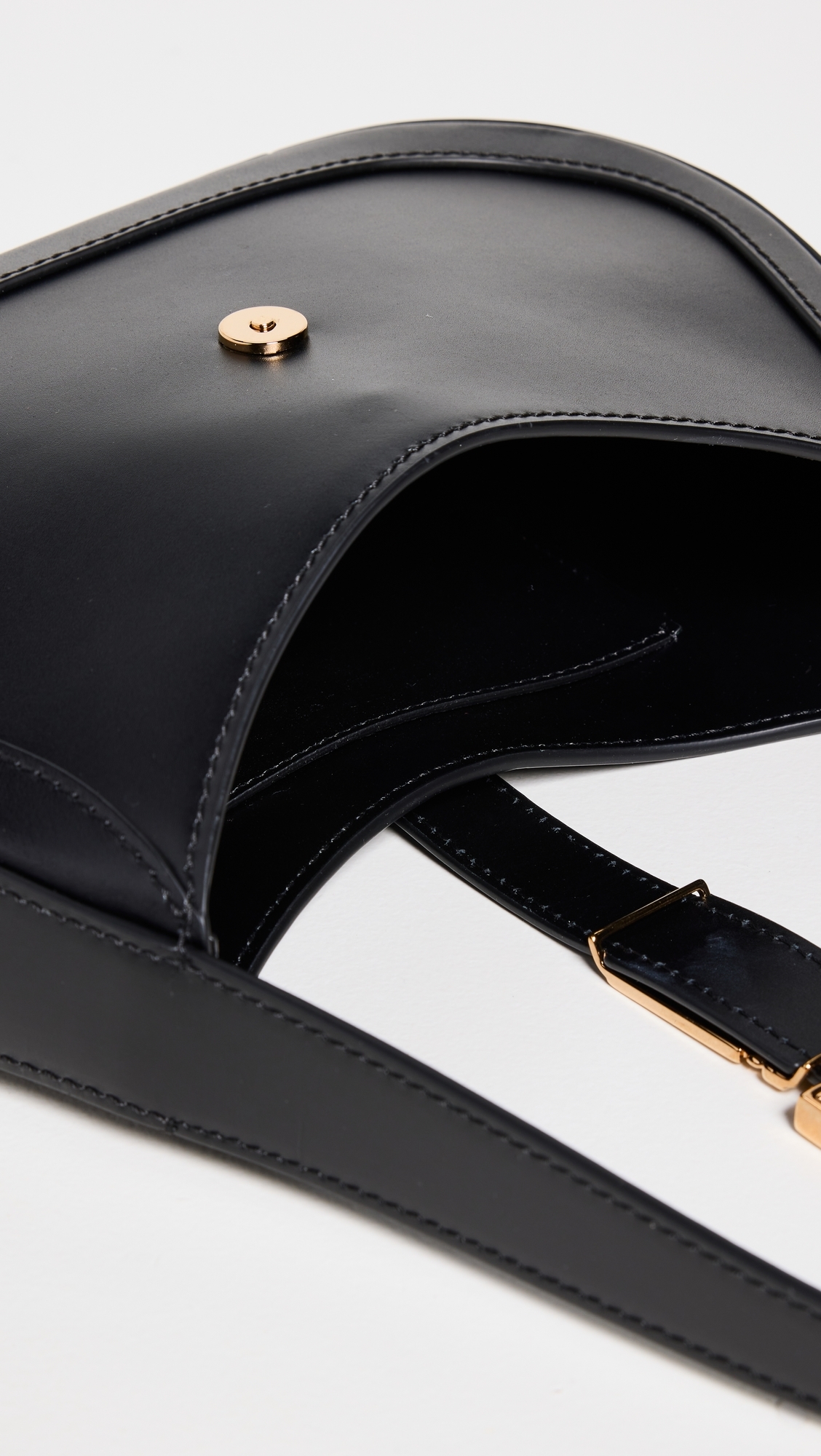 베르사체 여성 Small Hobo Calf Leather Shoulder Bag Black/Gold One Size
