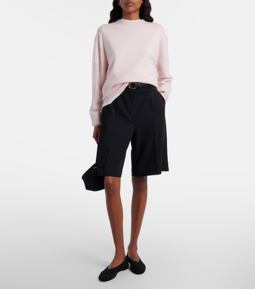 Cashmere sweater