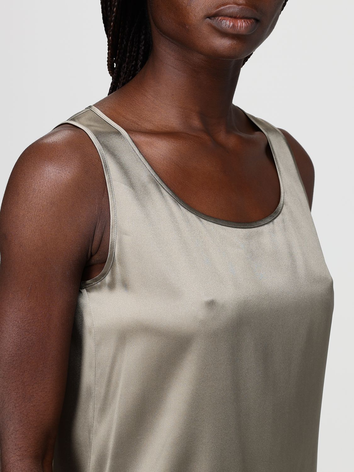 Top Woman color Green