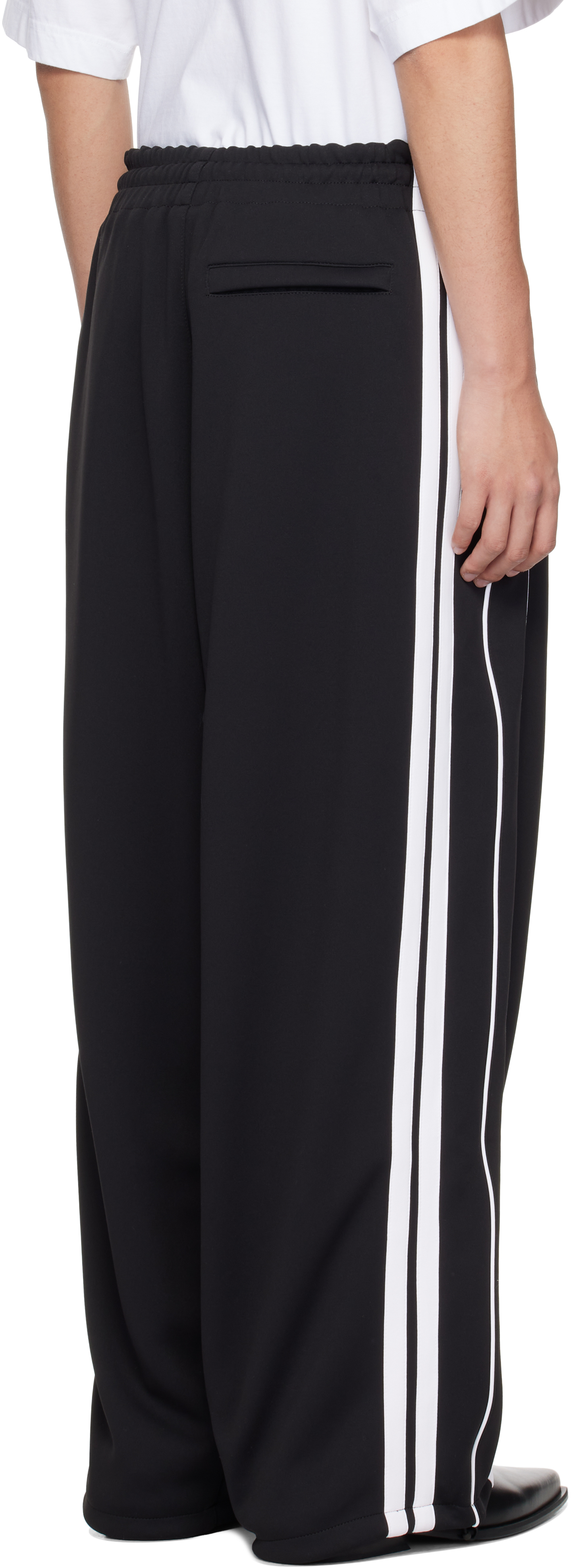 VETEMENTS Black Oval Logo Gym Sweatpants