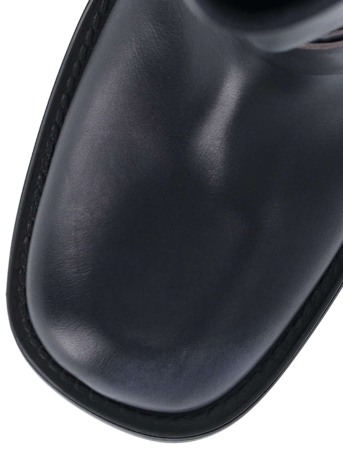 Buckle Detail Boots