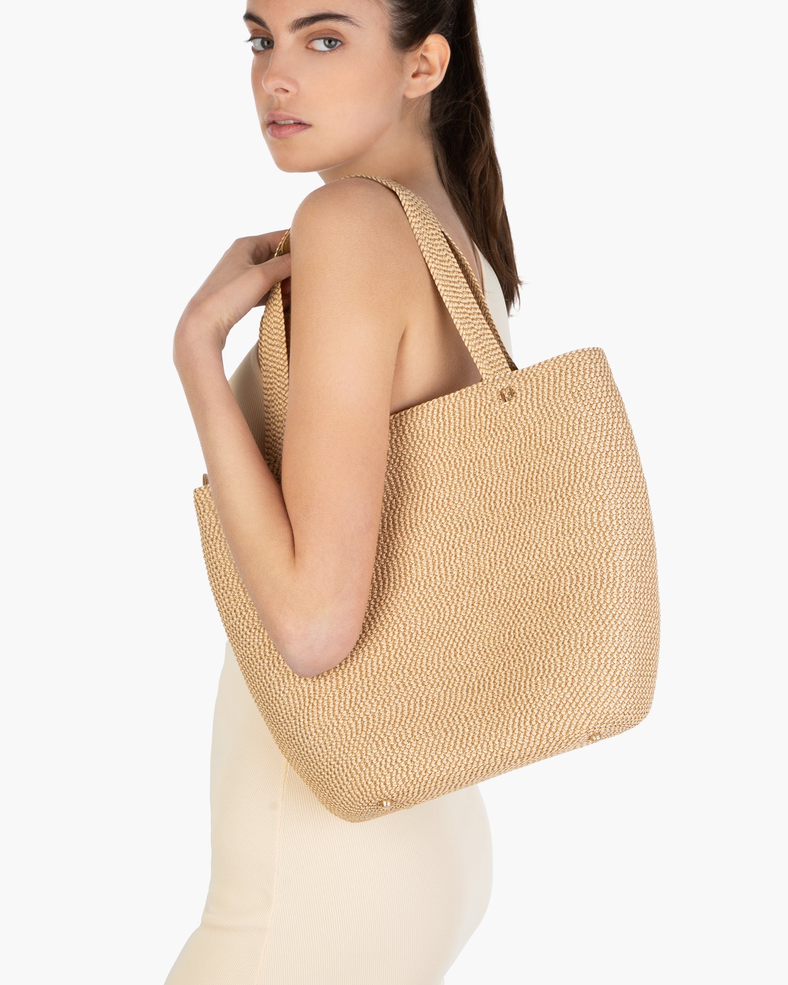 Squishee Tote II - OriginalPeanut, Man-Made Raffia Material, Top Zip Closure, Interior Pockets