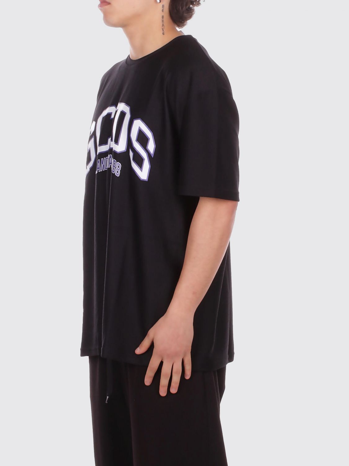 T-Shirt Men color Black