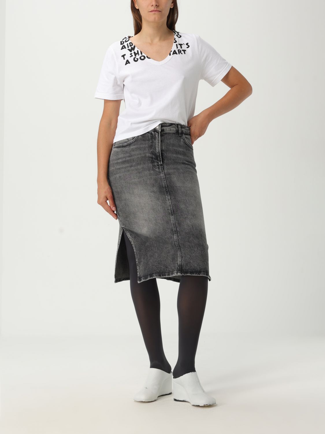 T-Shirt Woman color White