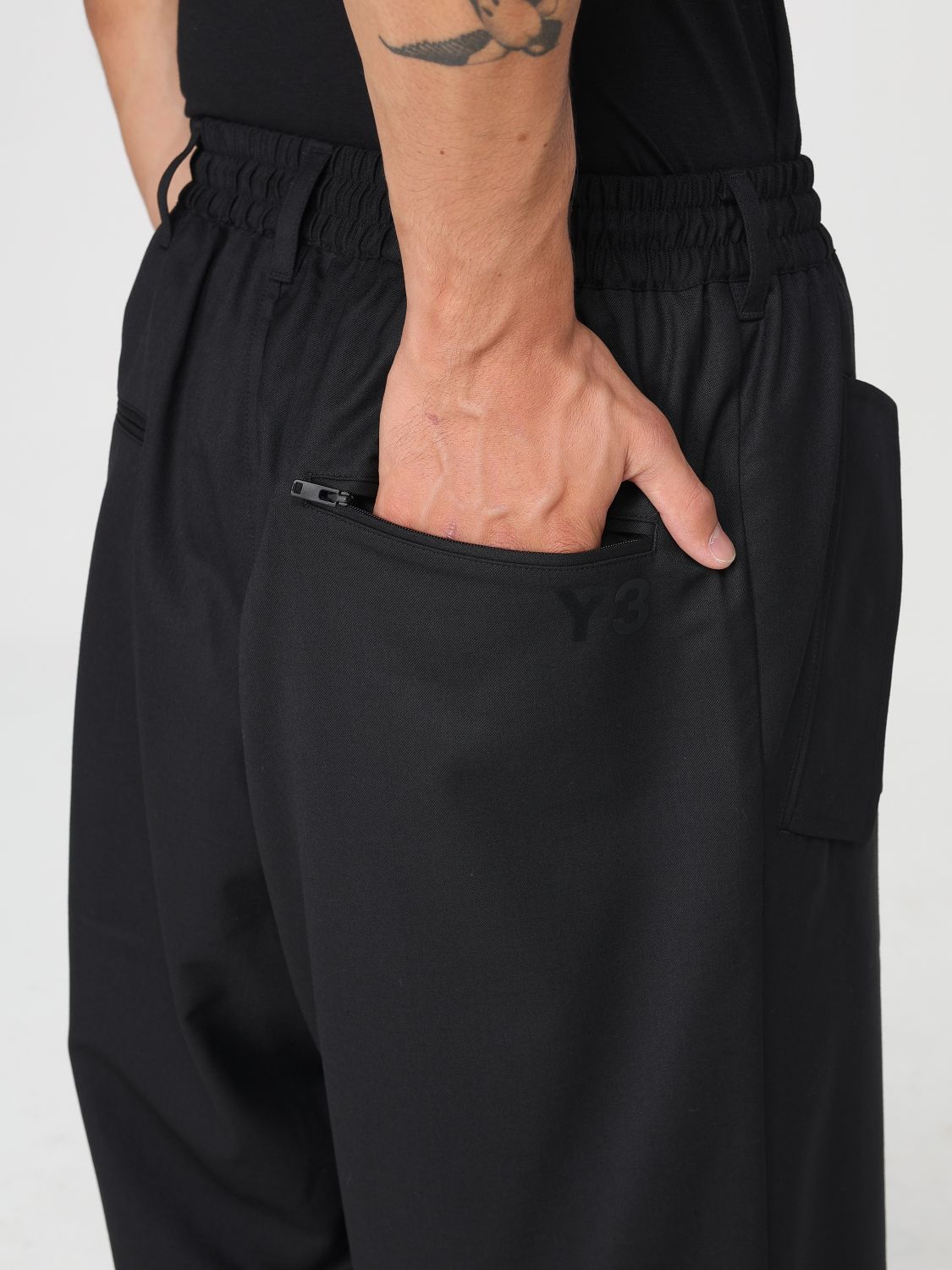 Pants Men color Black