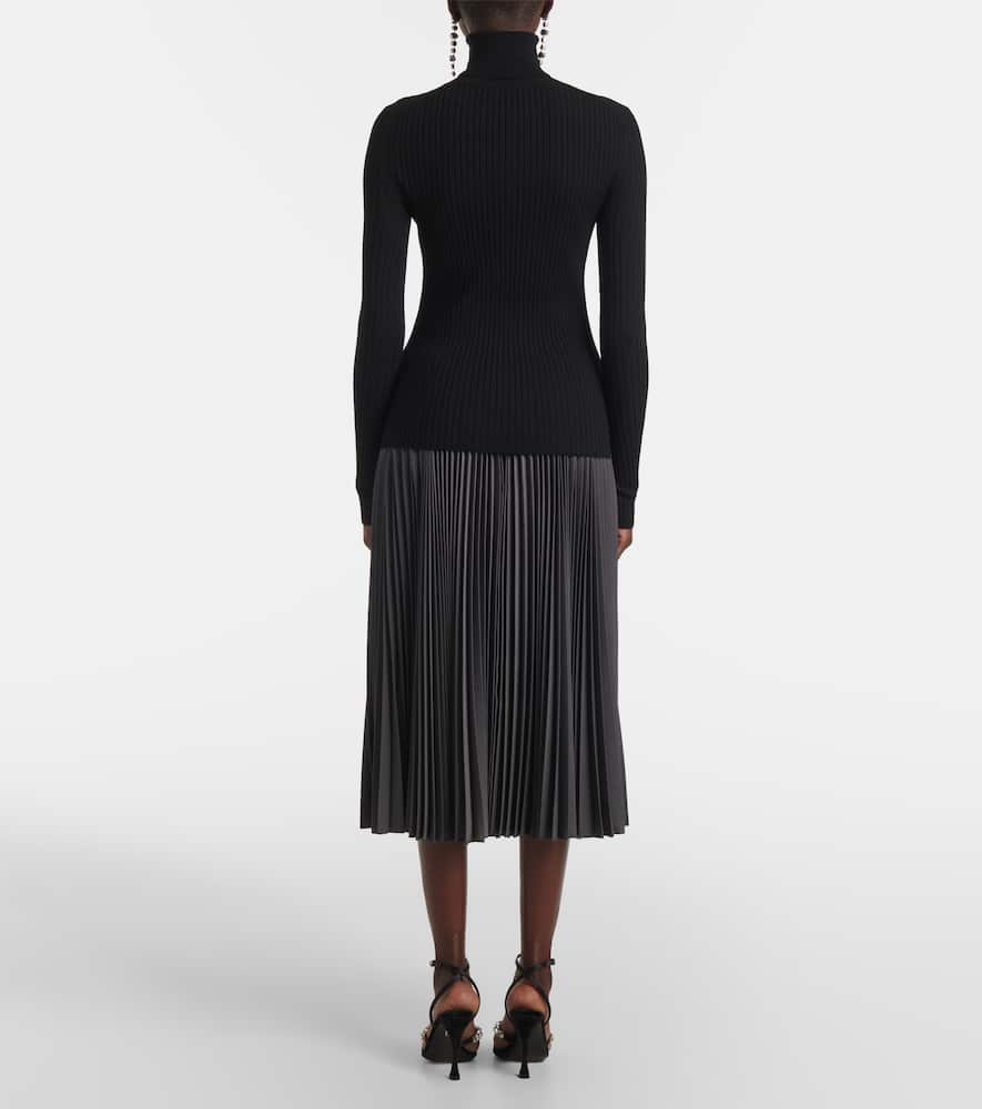 Wool-blend turtleneck sweater