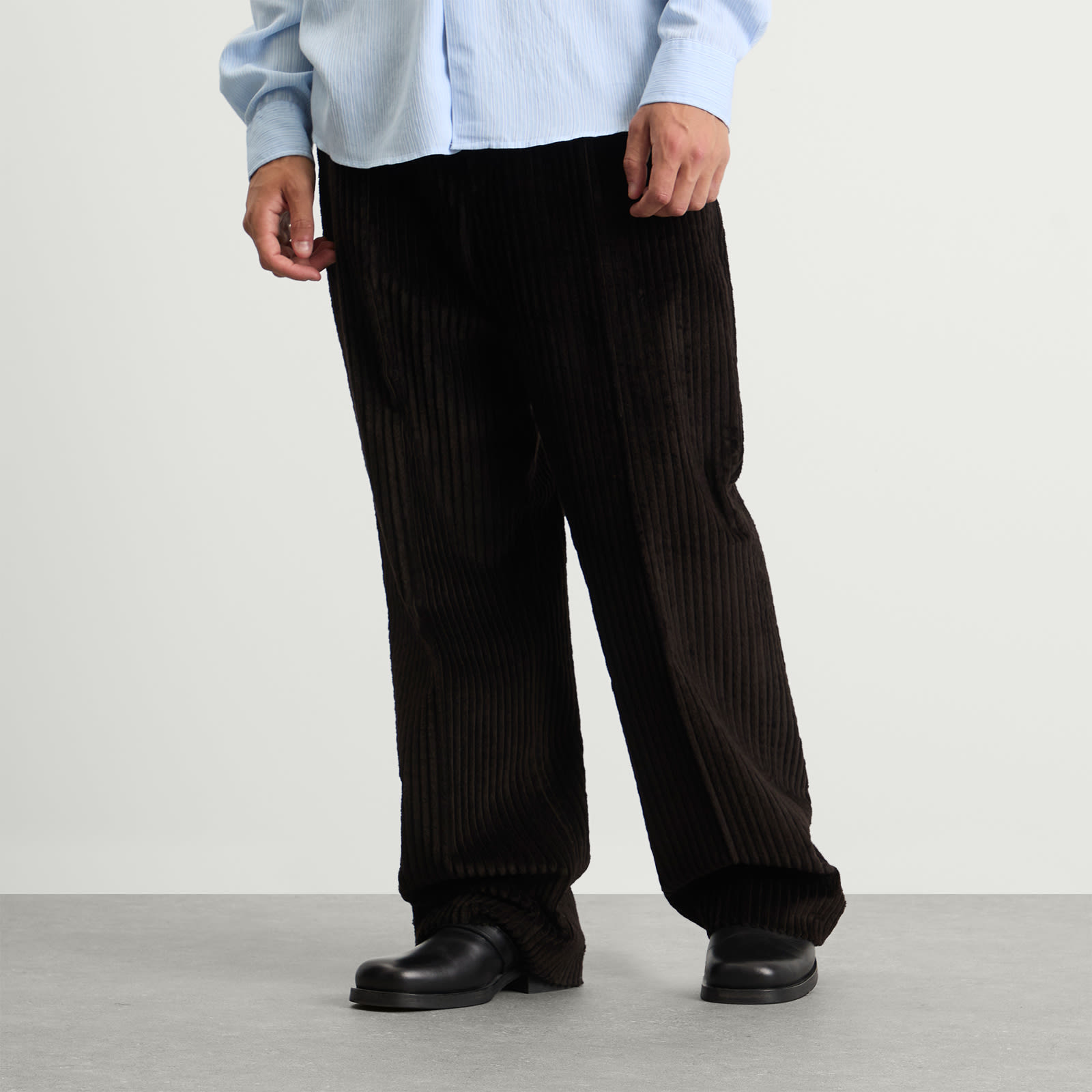 Men's Borrowed Cord Chino Profound Brown Mammoth Cord