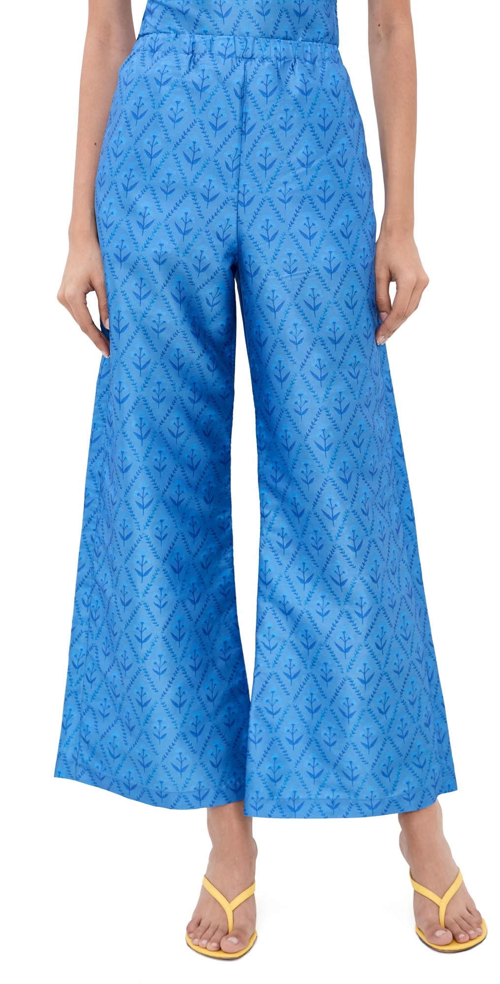 The Nicole Pants Sapphire Lattice Floral